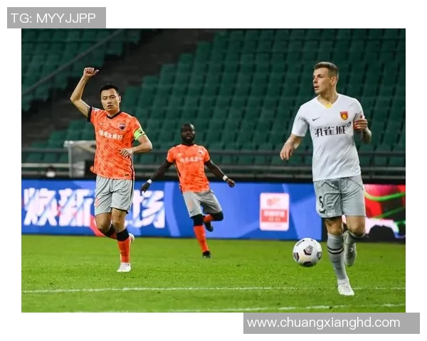 深圳足球队配合策略分析与战术优化探讨 深圳足球队配合策略分析与战术优化探讨